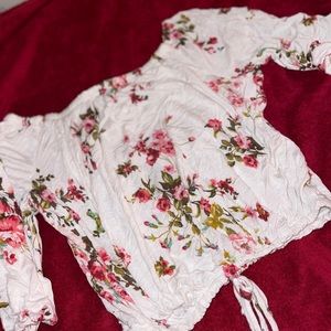 Floral long sleeve blouse